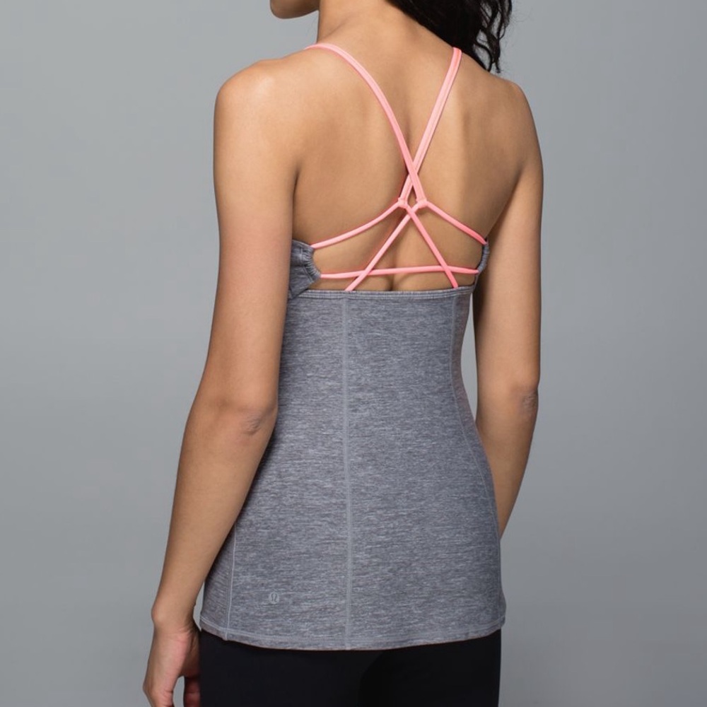 LULULEMON DANCING WARRIOR GRAY STRAPPY YOGA TANK HOT PINK DETAIL